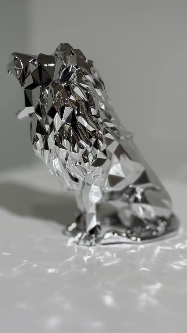 Roaring lion, silver edition, 2024