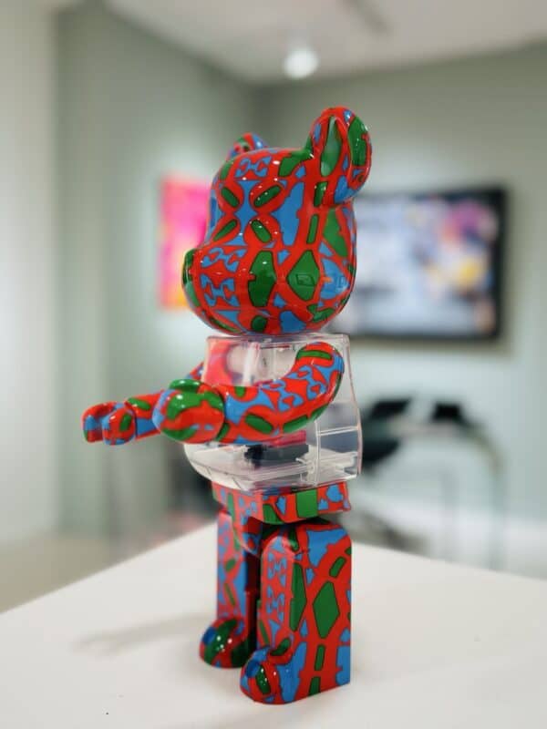 Bearbrick 400% Robert Indiana - LOVE – Image 5